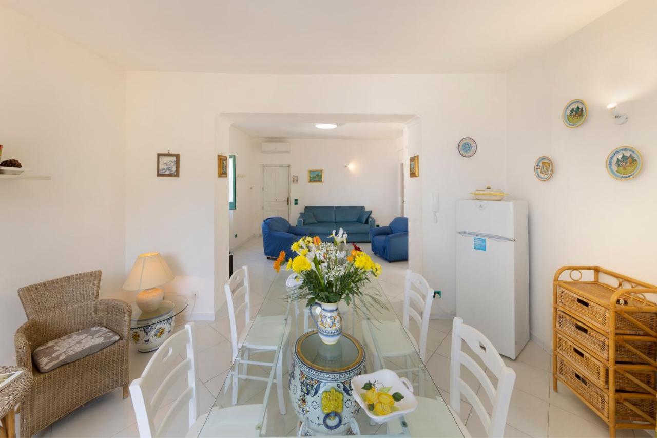 Relais Del Mare Con Terrazza Fronte Mare Free Parking Apartment Massa Lubrense Exterior foto